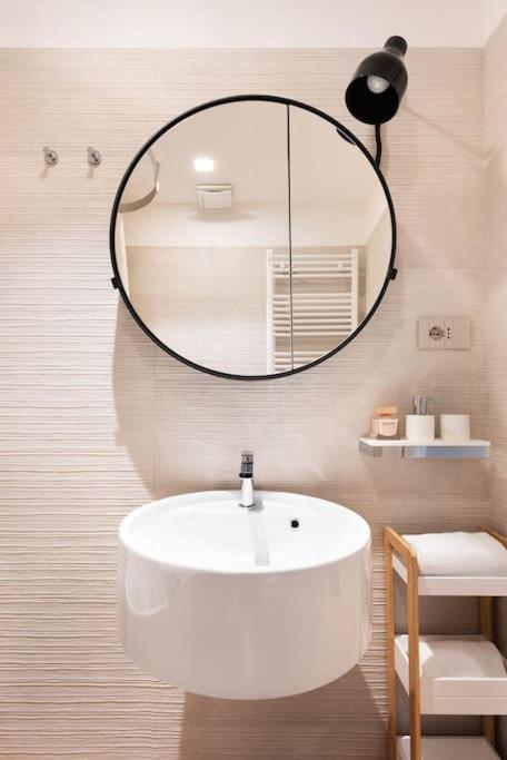 Idyllia - Vesta Luxury Apartment Рим Экстерьер фото