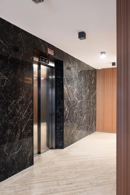 Idyllia - Vesta Luxury Apartment Рим Экстерьер фото